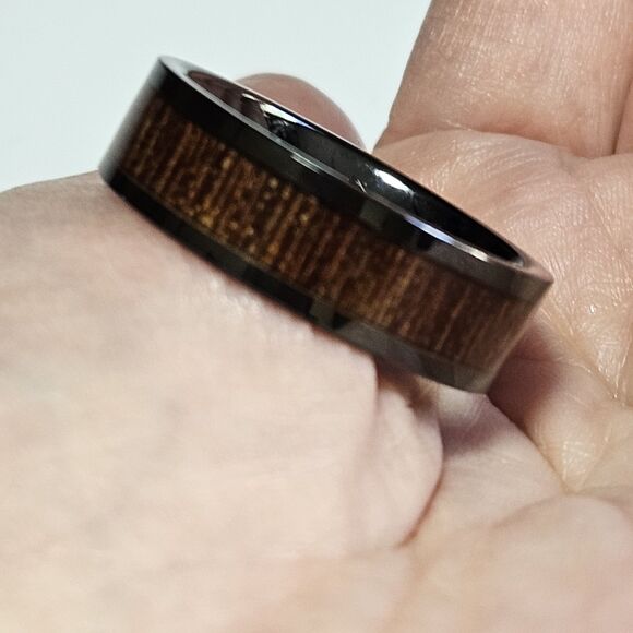 Three Kings Black With Wood Grain Look Men's Ring Size 13.5 - Picture 2 of 12